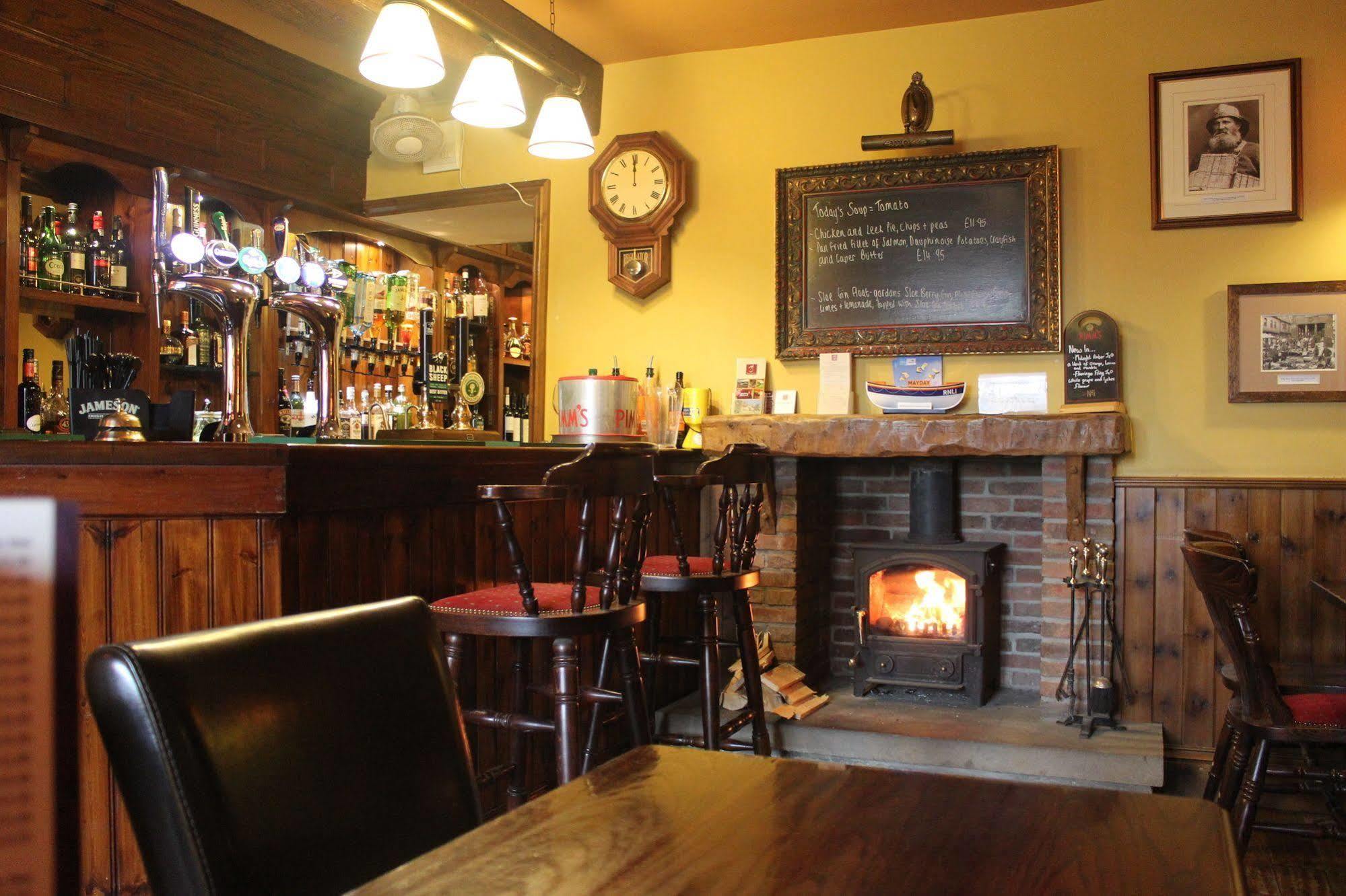 Mallyan Spout Hotel Goathland Εξωτερικό φωτογραφία